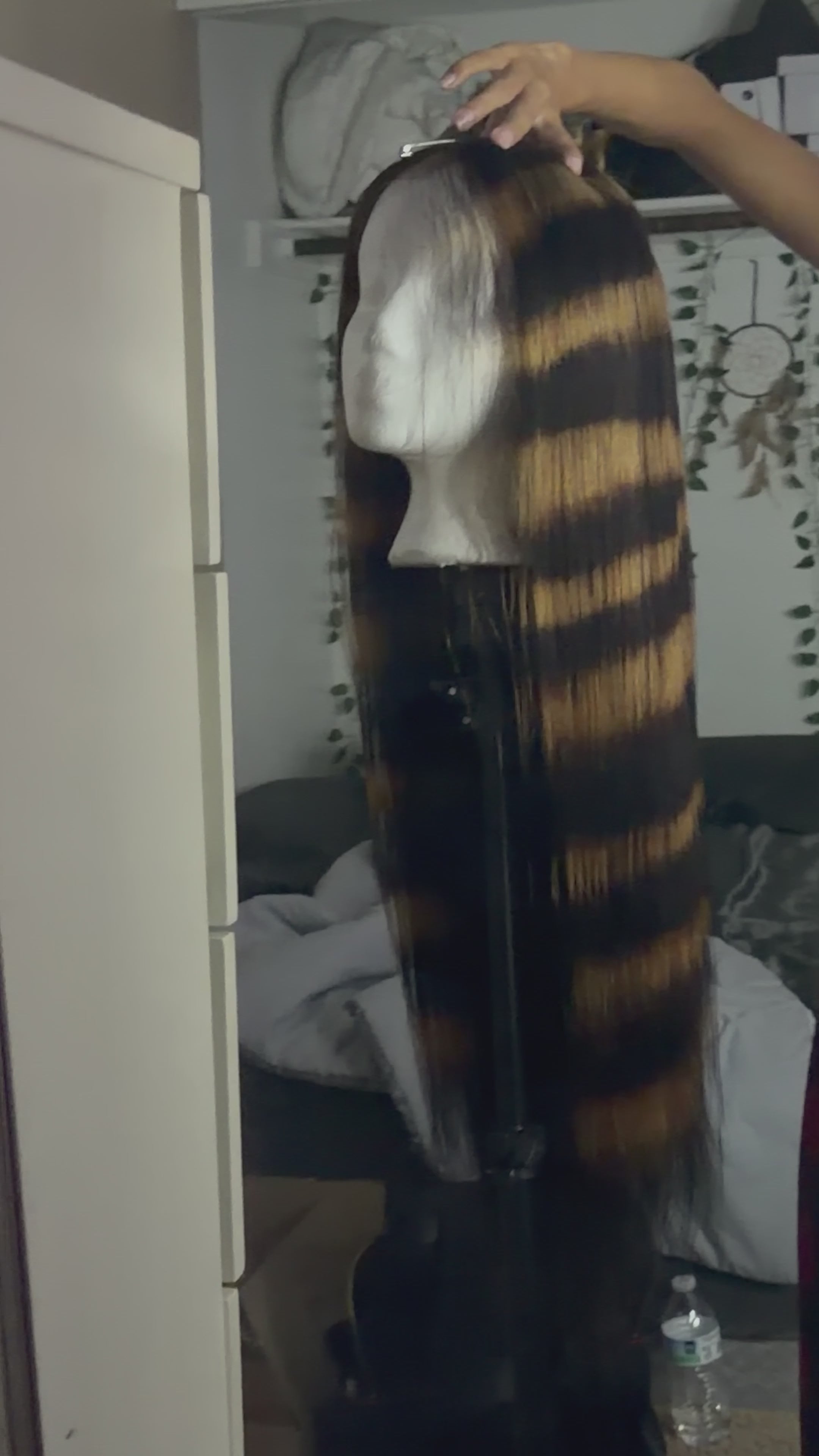 calico striped Unit